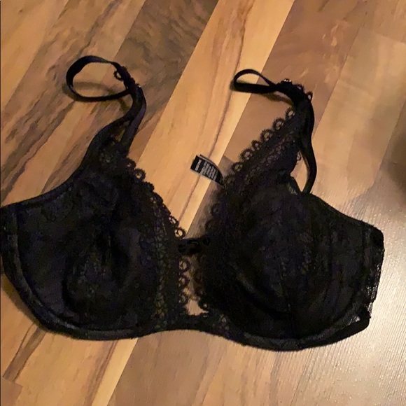 VICTORIA’S SECTET very sexy - Picture 3 of 8